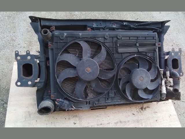 bontott SKODA OCTAVIA II Komplett Homlokfal (Részeivel)