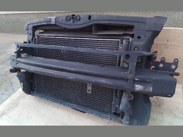 bontott SKODA OCTAVIA II Komplett Homlokfal (Részeivel)