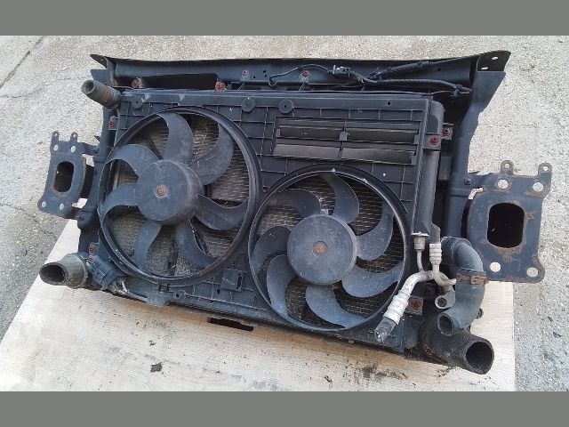 bontott SKODA OCTAVIA II Komplett Homlokfal (Részeivel)