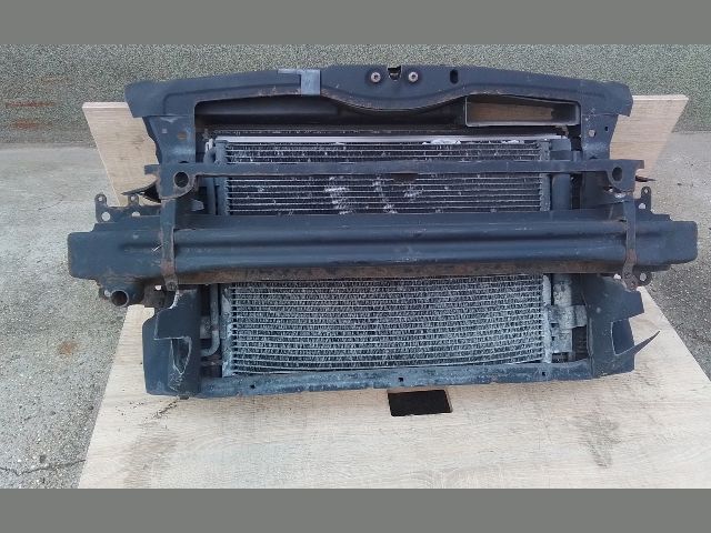 bontott SKODA OCTAVIA II Komplett Homlokfal (Részeivel)