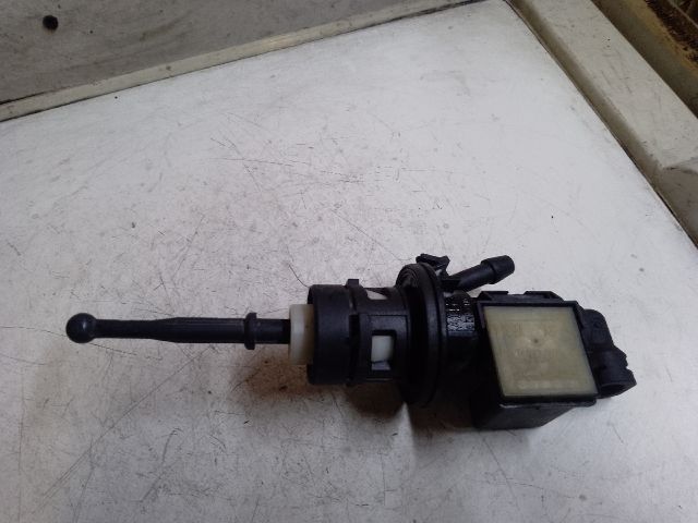 bontott SKODA OCTAVIA II Kuplung Munkahenger