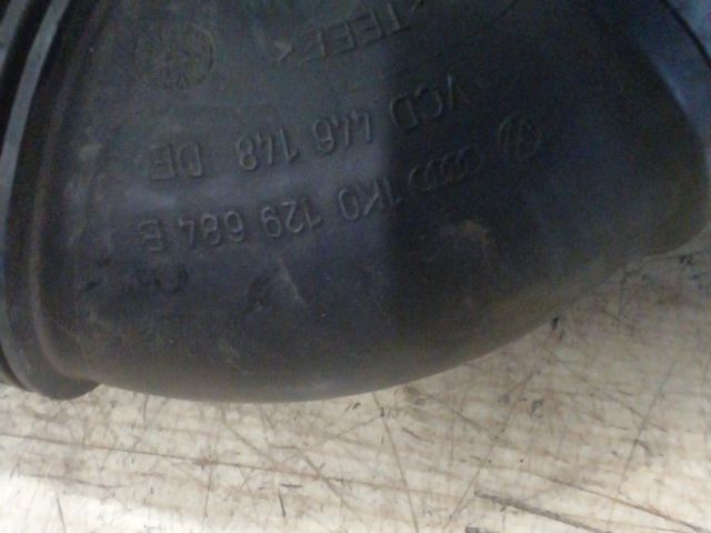 bontott SKODA OCTAVIA II Légbeömlő Cső