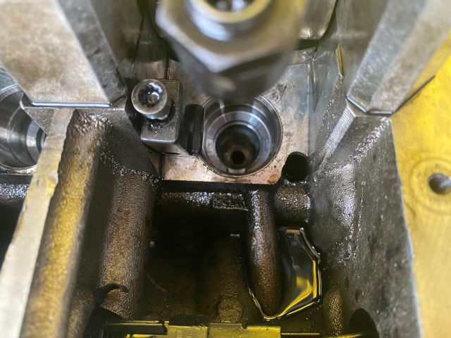 bontott SKODA OCTAVIA II Motor (Fűzött blokk hengerfejjel)