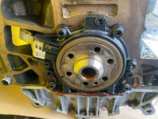 bontott SKODA OCTAVIA II Motor (Fűzött blokk hengerfejjel)