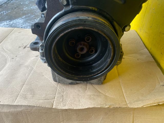 bontott SKODA OCTAVIA II Motor (Fűzött blokk hengerfejjel)