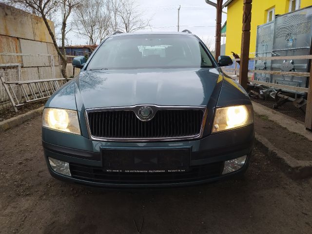 bontott SKODA OCTAVIA II Motor Tartó Bak Bal