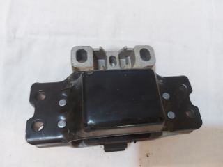 bontott SKODA OCTAVIA II Motor Tartó Bak Bal