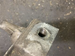 bontott SKODA OCTAVIA II Motor Tartó Bak (Fém)