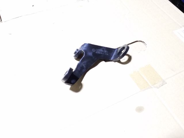 bontott SKODA OCTAVIA II Motor Tartó Bak Jobb