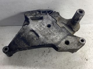 bontott SKODA OCTAVIA II Motor Tartó Bak (Pozíciófüggetlen)