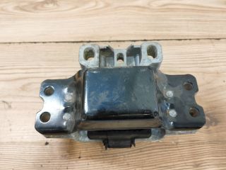 bontott SKODA OCTAVIA II Motor Tartó Bak (Pozíciófüggetlen)