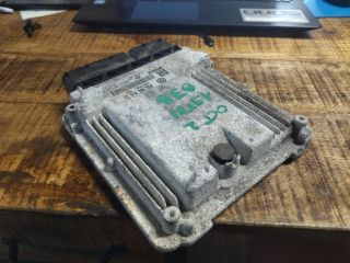 bontott SKODA OCTAVIA II Motorvezérlő