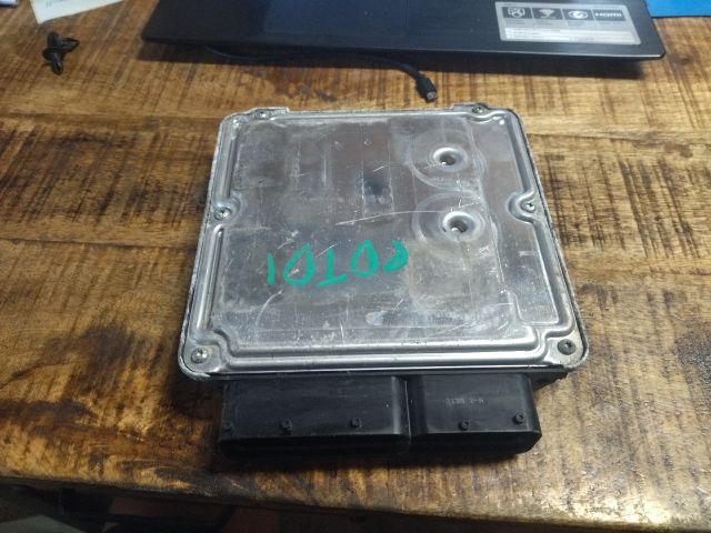 bontott SKODA OCTAVIA II Motorvezérlő