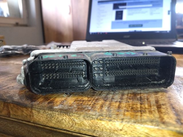 bontott SKODA OCTAVIA II Motorvezérlő