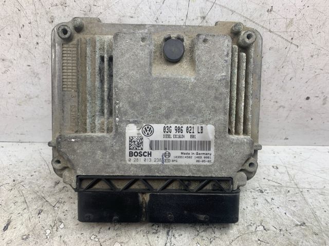 bontott SKODA OCTAVIA II Motorvezérlő