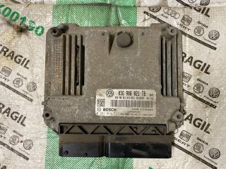 bontott SKODA OCTAVIA II Motorvezérlő