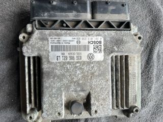 bontott SKODA OCTAVIA II Motorvezérlő