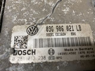 bontott SKODA OCTAVIA II Motorvezérlő