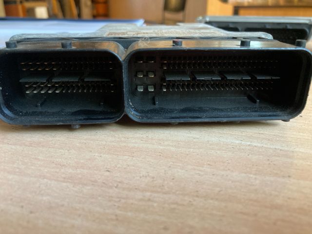 bontott SKODA OCTAVIA II Motorvezérlő