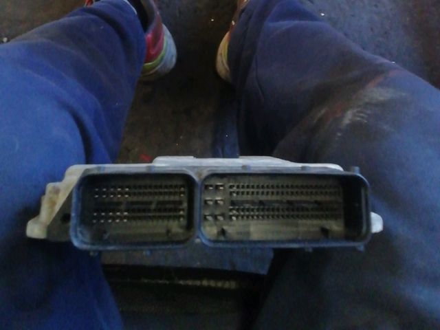 bontott SKODA OCTAVIA II Motorvezérlő