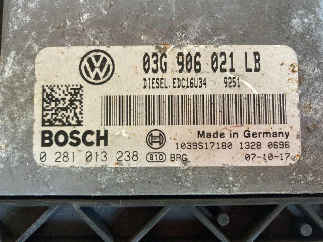 bontott SKODA OCTAVIA II Motorvezérlő