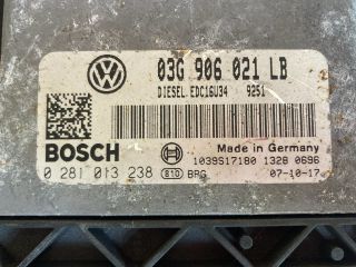 bontott SKODA OCTAVIA II Motorvezérlő