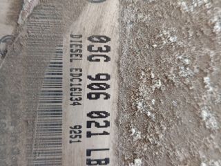 bontott SKODA OCTAVIA II Motorvezérlő