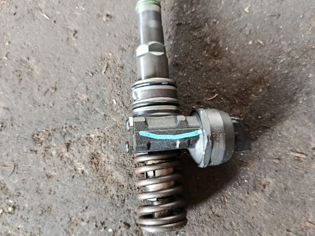 bontott SKODA OCTAVIA II Porlasztó (1 db)