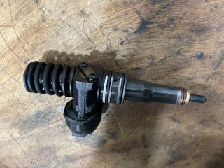 bontott SKODA OCTAVIA II Porlasztó (1 db)