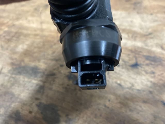 bontott SKODA OCTAVIA II Porlasztó (1 db)