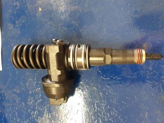 bontott SKODA OCTAVIA II Porlasztó (1 db)