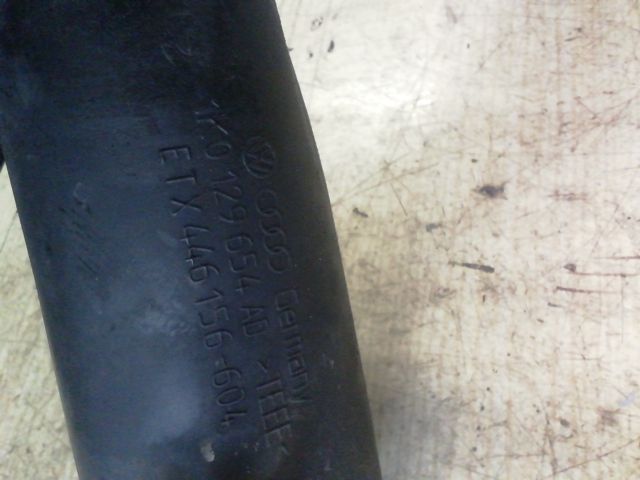 bontott SKODA OCTAVIA II Turbócső