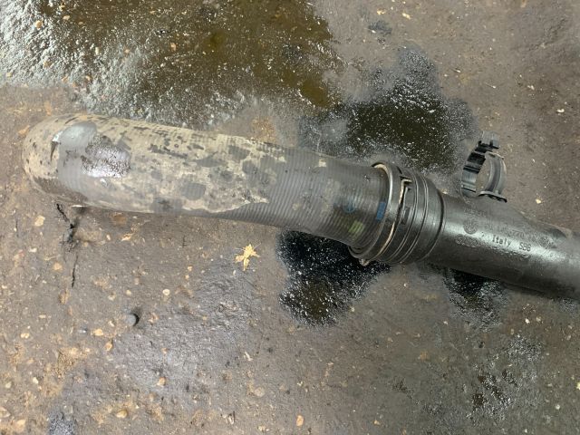 bontott SKODA OCTAVIA II Turbócső