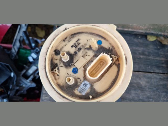 bontott SKODA OCTAVIA II Üzemanyag Szivattyú