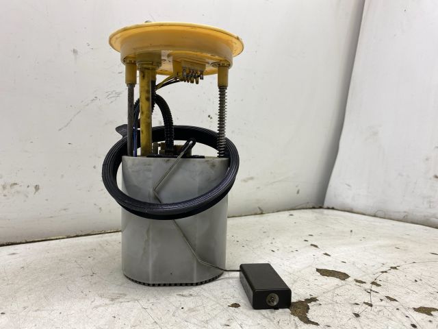 bontott SKODA OCTAVIA II Üzemanyag Szivattyú