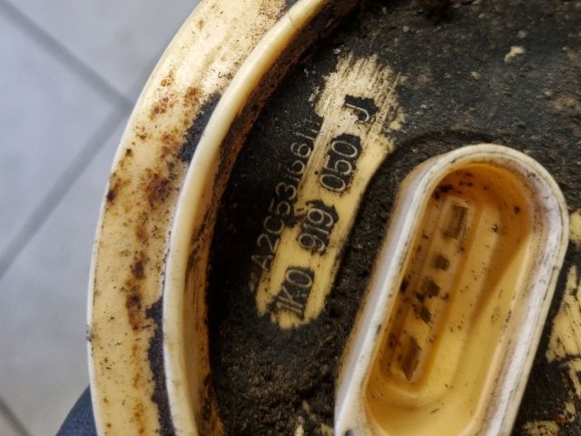 bontott SKODA OCTAVIA II Üzemanyag Szivattyú