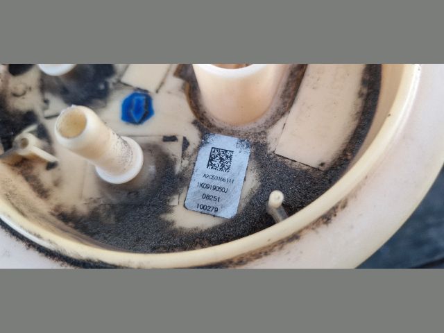 bontott SKODA OCTAVIA II Üzemanyag Szivattyú