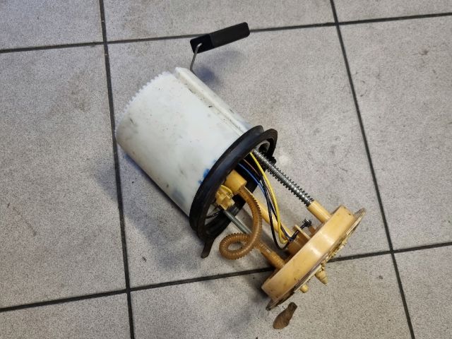 bontott SKODA OCTAVIA II Üzemanyag Szivattyú