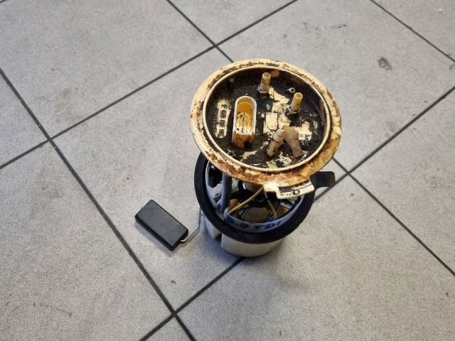 bontott SKODA OCTAVIA II Üzemanyag Szivattyú