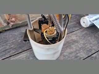 bontott SKODA OCTAVIA II Üzemanyag Szivattyú