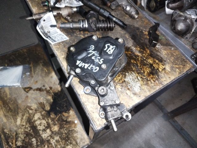 bontott SKODA OCTAVIA II Vákumpumpa