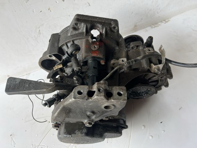 bontott SKODA OCTAVIA II Váltó (Mechanikus)