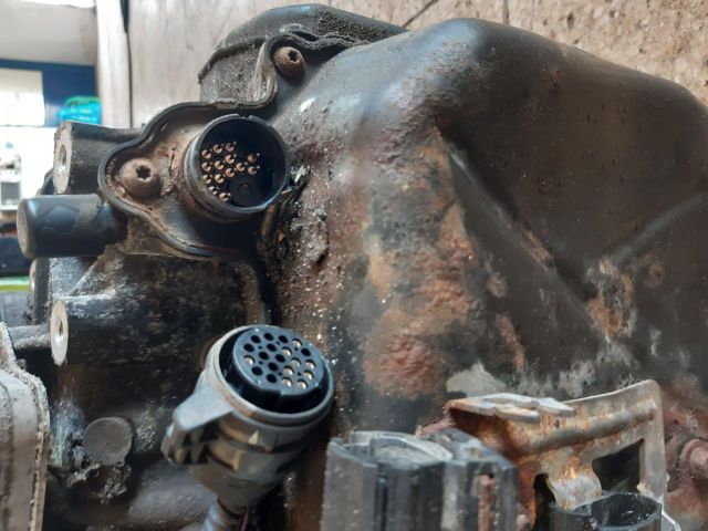 bontott SKODA OCTAVIA II Váltó (Mechanikus)