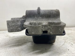 bontott SKODA OCTAVIA II Váltó Tartó Bak (Pozíciófüggetlen)