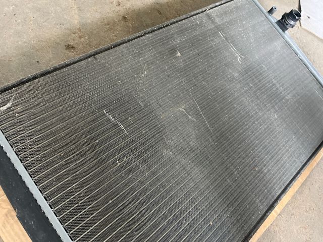 bontott SKODA OCTAVIA II Vízhűtő Radiátor (Klímás)