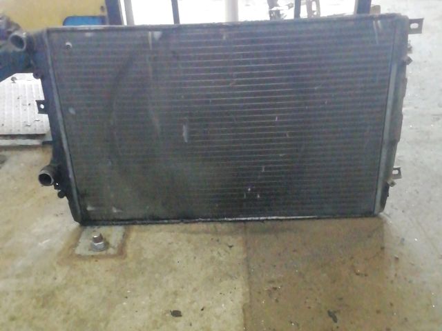 bontott SKODA OCTAVIA II Vízhűtő Radiátor (Klímás)