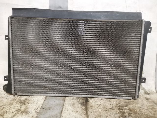 bontott SKODA OCTAVIA II Vízhűtő Radiátor (Klímás)