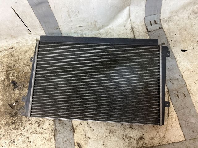 bontott SKODA OCTAVIA II Vízhűtő Radiátor (Klímás)