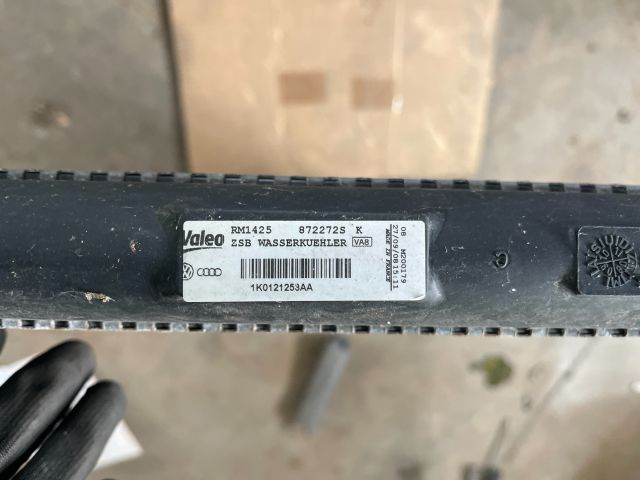 bontott SKODA OCTAVIA II Vízhűtő Radiátor (Klímás)