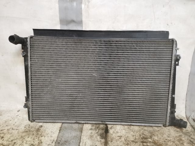 bontott SKODA OCTAVIA II Vízhűtő Radiátor (Klímás)